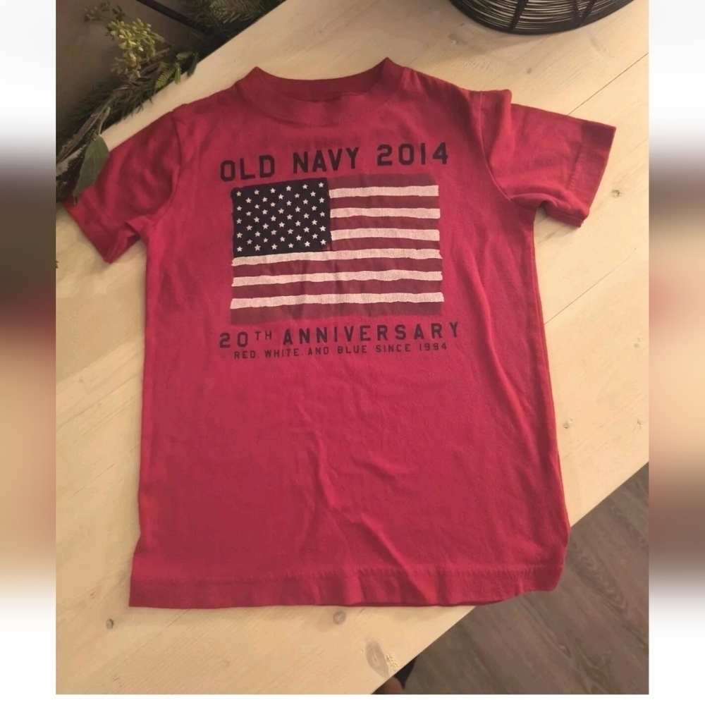 Old Navy Boys American Flag USA 2014 Graphics SS Tshirt Red Size 5